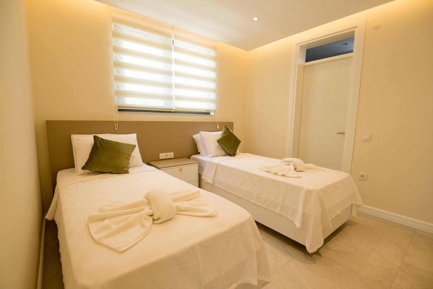 5 bedroom villa mamma mia 1086